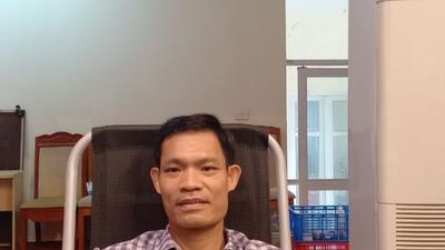 Thầy cô và học sinh tham gia chiến dịch “ Những giọt máu hồng hè năm 2024”, ngày hội hiến máu tình nguyện đợt 2 huyện Yên Dũng.